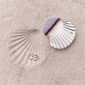 Catrice Pinceau Visage & Corps Seashell Stories Seashell Face & Body Brush — C01 Ocean's Treasure