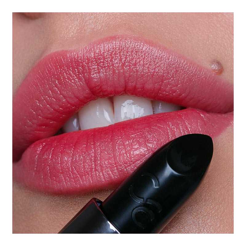 Catrice Baume à Lèvres Dark Ruby Glow — 010 Fiery Temptation