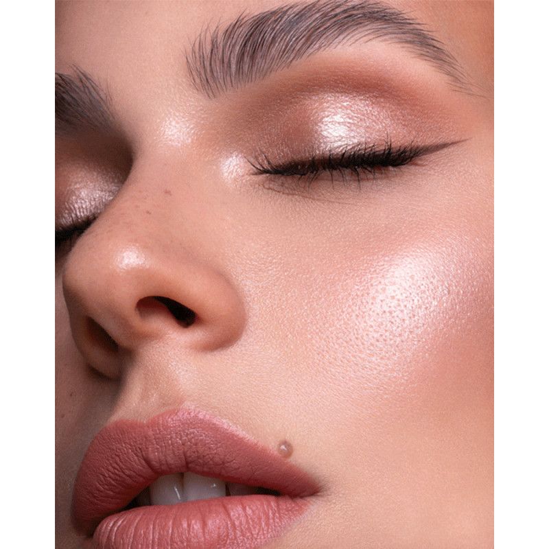 Catrice Enlumineur More Than Glow — 020 Supreme Rose Beam